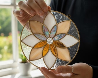 Bloemblad mandala glas-in-loodpatroon – pdf en jpeg (A4-formaat)