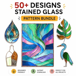 Może przedstawiać: Cyfrowa grafika z napisem 50+ DESIGNS STAINED GLASS PATTERN BUNDLE. Przedstawia pięć przykładów witraży: łzę, wazon, prostokątny panel z abstrakcyjnymi falami, liść monstery oraz figurę czapli wykonaną w technice witrażowej.
