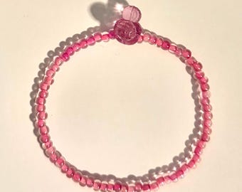 Pulseira de miçangas inspirada no Mickey - Rosa choque com miçangas facetadas