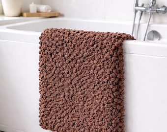 Handmade Chenille Bath Mat | Absorbent, Non-Slip, Cozy Decor