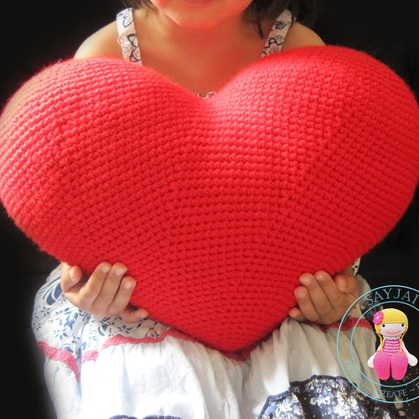 Heart Cushion / Pillow Crochet Pattern: English, Spanish, Dutch and German PDF Pattern