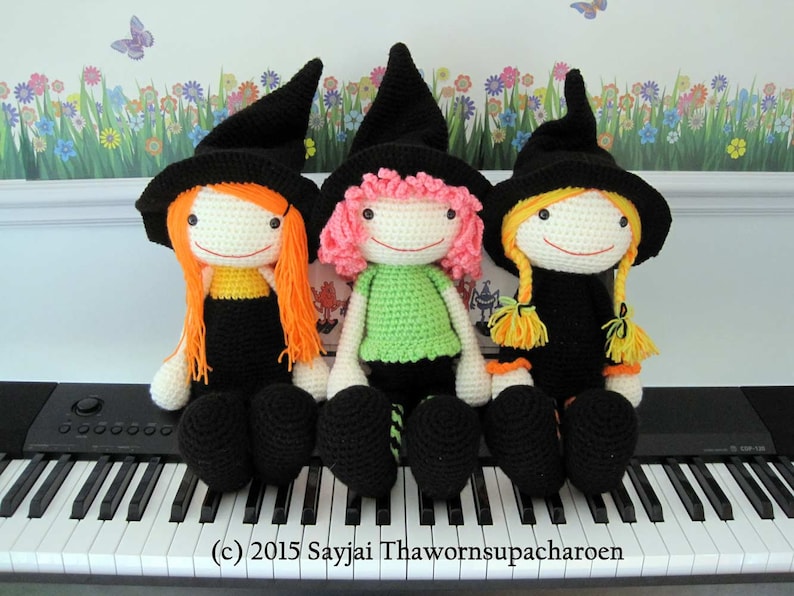 3 Witch Dolls for Halloween. Instant download PDF crochet pattern in English and German. image 1