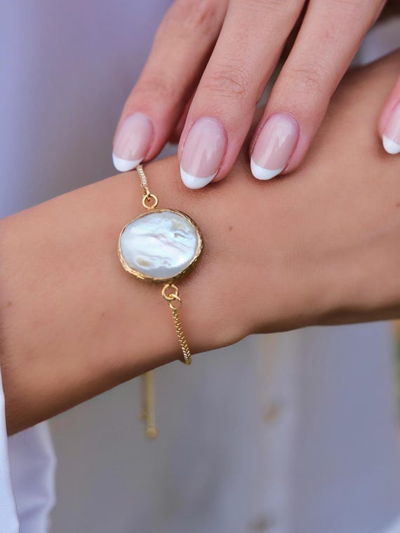 White Baroque Pearl Statement Bracelet, Pearl Bracelet, Adjustable Gold Bangle, Real Pearl Bracelet, Bridal Jewelry,Gift for Her