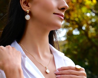 Baroque Pearl Jewelry Set: Handmade 22K Gold Plated Necklace, Earrings, Bracelet & Ring, Bridal Jewelry Gift