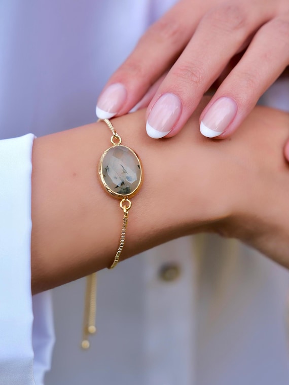 Handmade Labradorite Bracelet, Gold Plated Labradorite Gemstone Bracelet, Unique Crystal Jewelry, Elegant Gold Chain Bracelet, Gift for Her