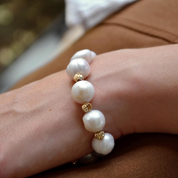 Baroque Pearl Bracelet, Gold Beaded Freshwater Pearl Jewelry, Chunky Bridal Wrist Accessory