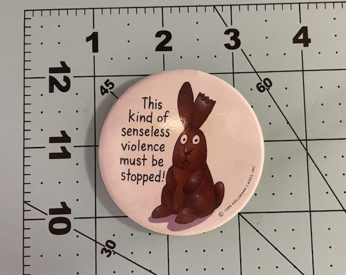 Vintage Pinback Button Bunny missing ears