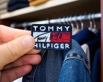 Original Tommy cap badge like new