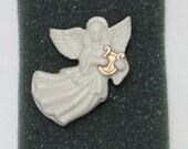 NOS Lenox Angel Pin, Porcelain Angel With Gold Harp Brooch, Vintage Ceramics Angel With Gold Harp Pin, Collectible, Still in Original Box