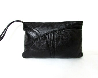 1970s Leather Clutch Zip Top Black Wrislet Evening Purse Cosmetics Pouch GVC