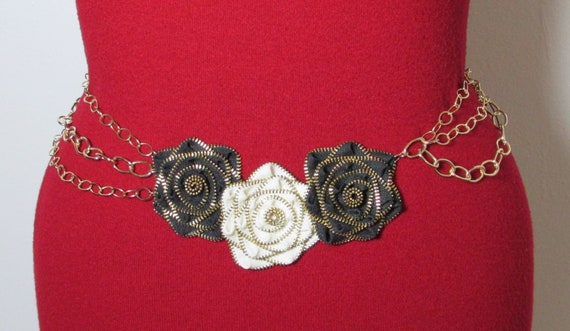 Handmade Triple Roses Belt, Size S/M, Roses Fabri… - image 1