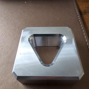 Aluminium Cube stand