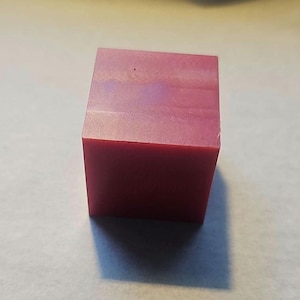 Nylon Red Cube 26mm
