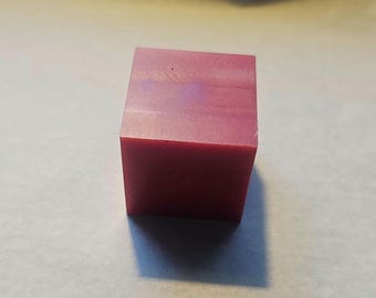 Nylon Red Cube 26mm