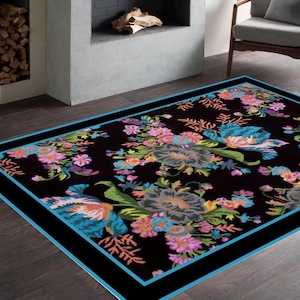 Teppich mit schwarzem Blumenmuster, Blauer Teppich, Waschbarer Teppich, Anti-Rutsch-Teppich, Floraler Teppich, Buntes Blumen-Design, Klassisches Wohndekor