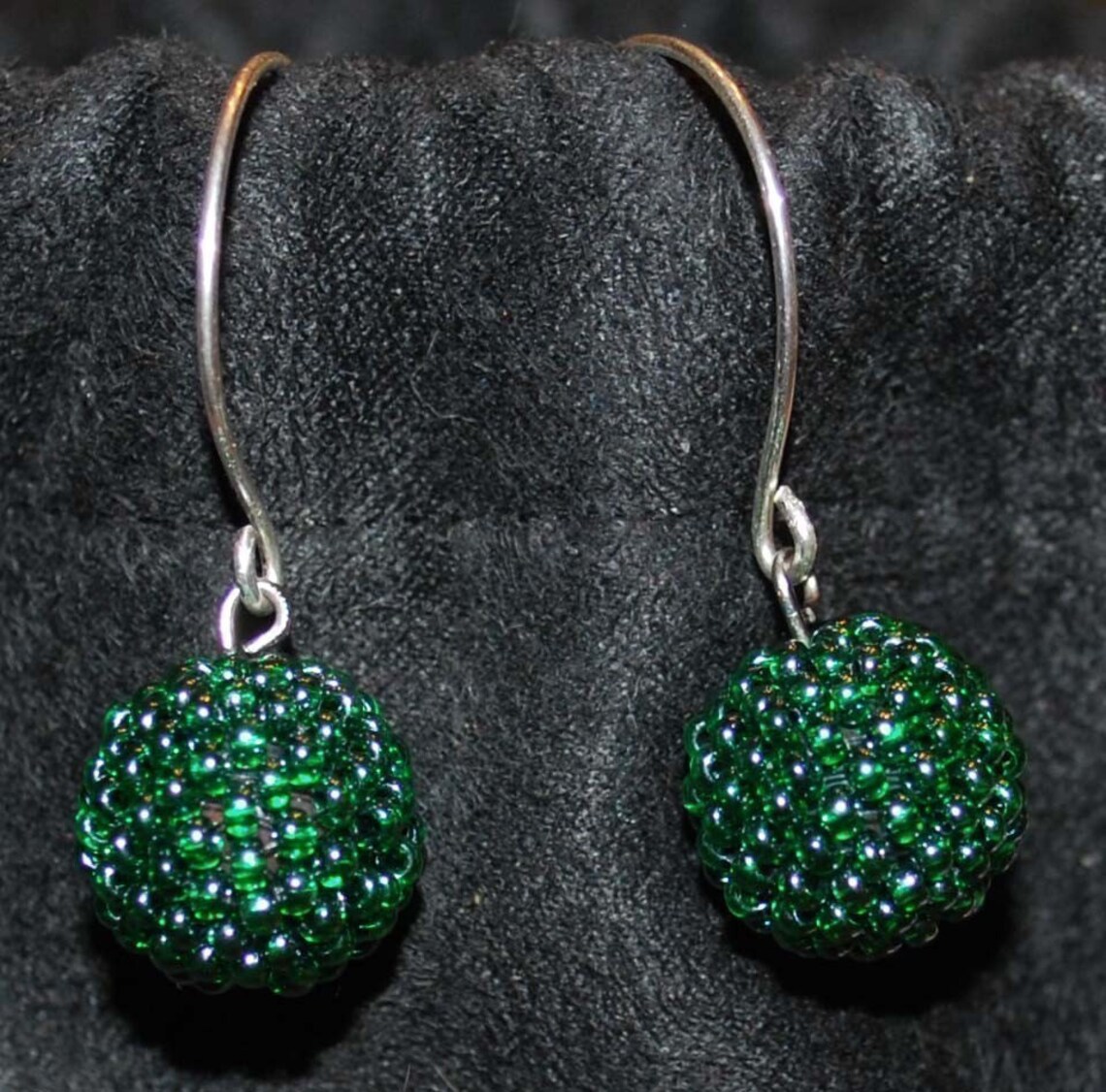 Beaded Bead / Ball Tutorial / Instructions/ Pattern Using Peyote Stitch