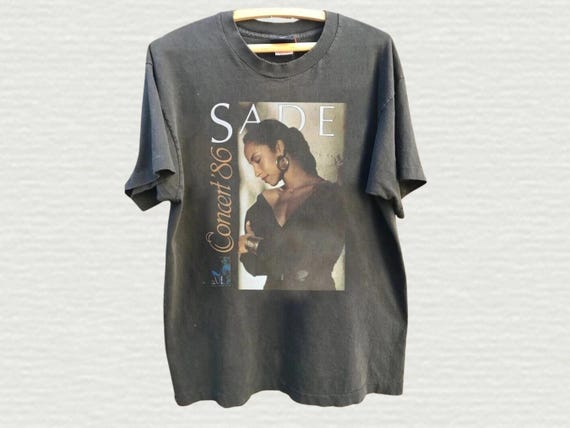 SadeグラフィックTシャツ、ポップミュージックシャツ、音楽愛好家への 
