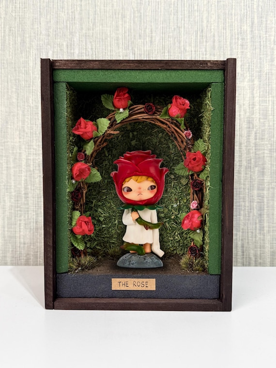Hirono Display Box ONLY - Handmade Display Case - the Rose, Le Petit Prince 