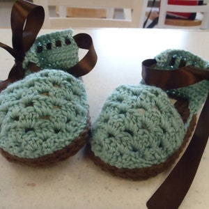 Baby Sandals Crochet Pattern image 3