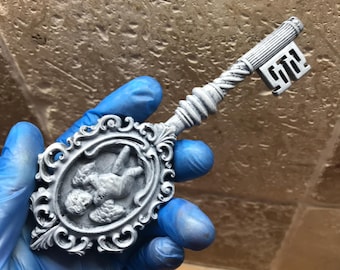 Resident Evil 9 Cherub Key – RE9 Collectible Gaming Prop