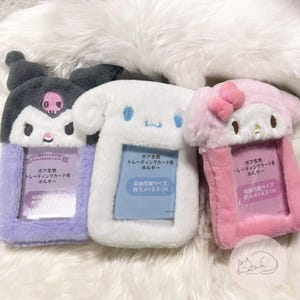 Kawaii Sanrio Photocard Holder – Kuromi, Cinnamoroll & My Melody – Plüsch K-Pop Photocard Holder für Idol Collection Sammelkarten Geschenk