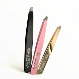 La Bella Cosmetics eyebrow tweezers
