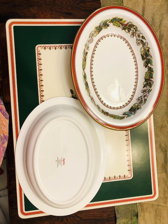 Spode Christmas Rose China Pattern 9” Oval Vegetable Serving Bowl