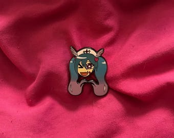 Magical Love Cure Shot Miku emaille pin