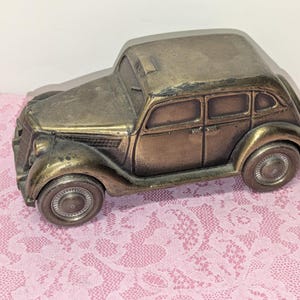 Vintage Banthrico Inc - Old Ford Car Copper Metal Coin Bank - Key Included! - Taxi