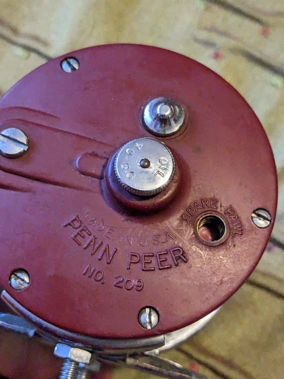 PENN No. 209 Level Wind Red Saltwater Classic Fishing Reel Vintage