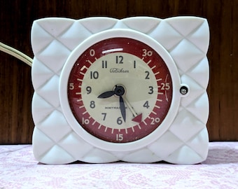 Telechron Minitmaster Model 8H63 Synchronous Clock/Timer from the 1940's