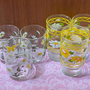 6 oz acrylic wine glasses Satin Pearl 8oz Clear Acrylic Wine Stemware main image 1