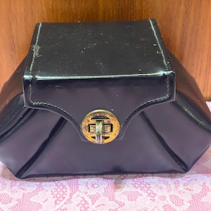 Vintage Pillbox Style Handbag with Unique Square Frame Opening