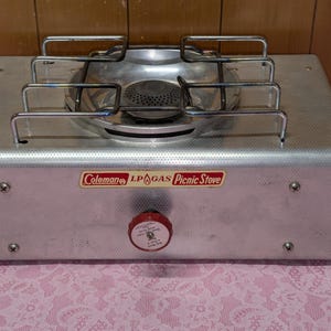 Vintage Coleman LP Gas Picnic Stove Model 5404 Red Color - in