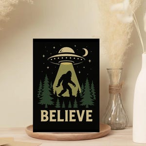 Lot de 10 cartes de voeux OVNI Believe Bigfoot - Lot de 10 sasquatch amusants | Papeterie Alien - Parfaite pour les fans de complot et de science-fiction 5 x 7