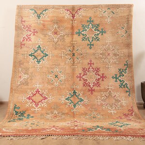 Vintage Beige Colorful Boujaad Rug, Authentic Moroccan Rug, 7x9 Moroccan rug, Morrocan rug