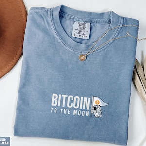 Bitcoin Shirt Unisex, Crypto Tee, Small BTC Logo, Bitcoin to the Moon, Bitcoin Trader Gift, Vintage Look, Unisex Streetwear Tee, Satoshi BTC