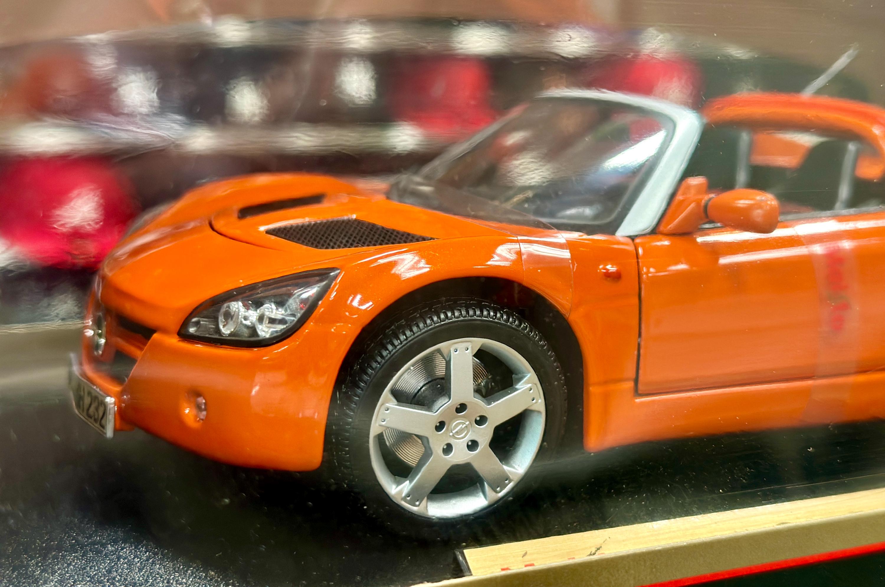 1/18 Opel Speedster Orange Vintage Diecast Sports Car European