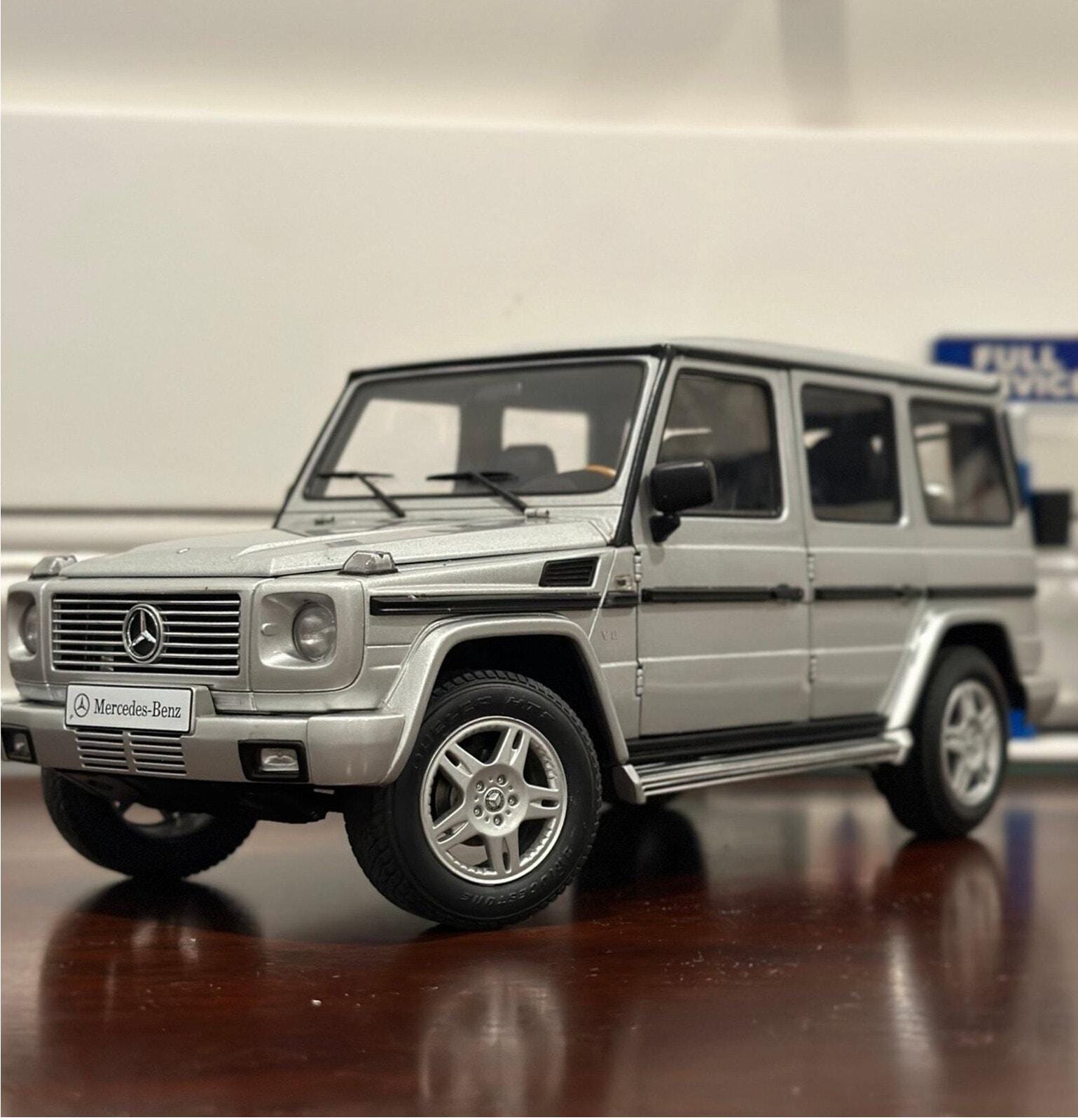 AUTOart 1/18 メルセデスベンツ Gクラス シルバー ヴィンテージ ダイ