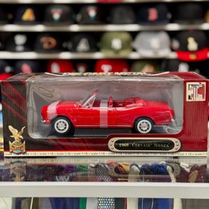 1/18 1969 Chevrolet Corvair Monza Convertible Red Road Signature | New