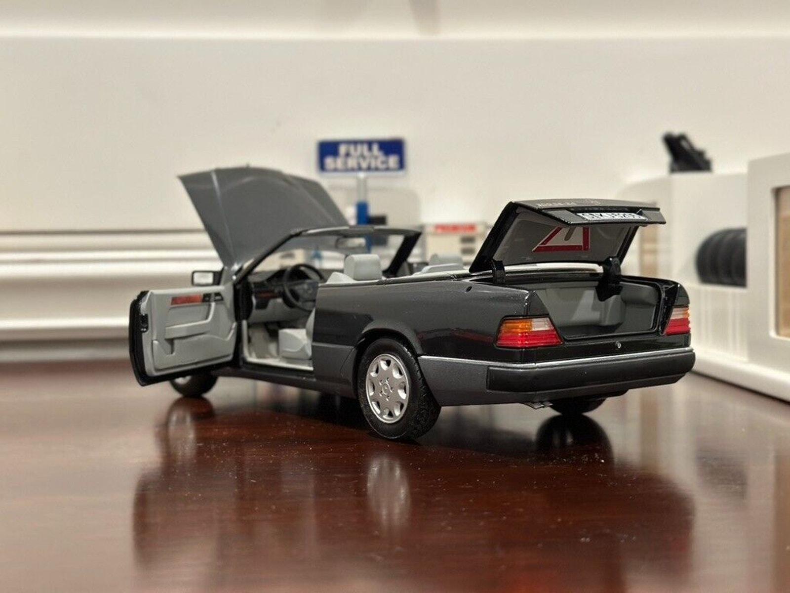 1/18 Mercedes Benz 300CE Cabriolet Dark Blue/gray NOREV | Rare