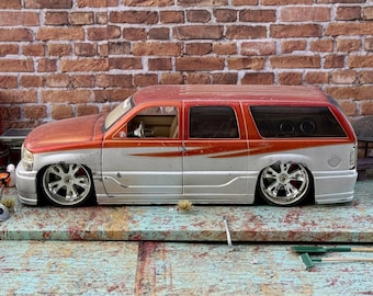 Jada Toys Dub City 059 Ford Expedition 1:64 Scale Diecast Car