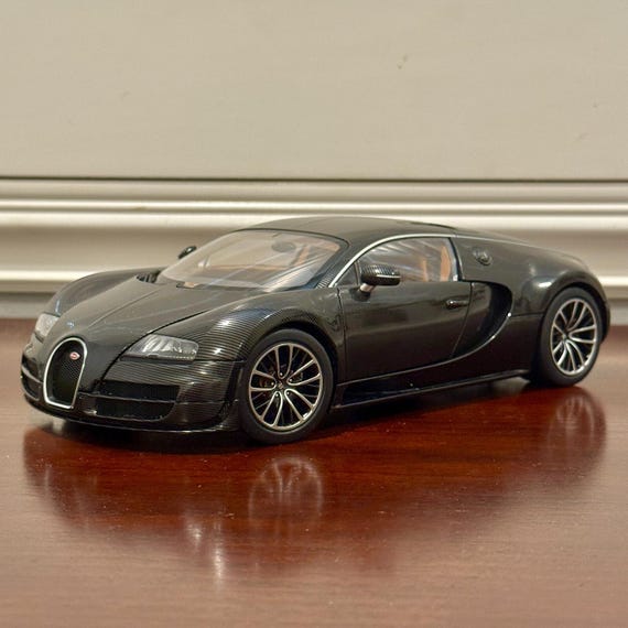 Autoart 1/18 Bugatti Veyron Super Sport 2010 GT Carbon Black | in