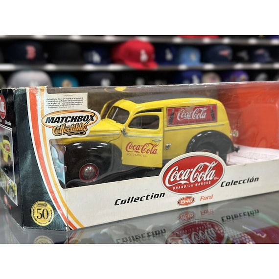 1/18 Scale 1940 Ford Sedan Delivery Vintage Matchbox Collectibles