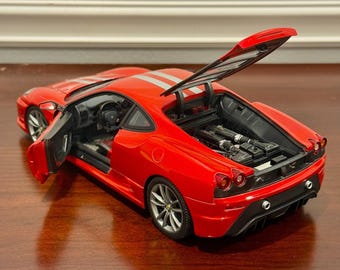 1/18 Ferrari F430 Scuderia Red With Silver Stripes Hot Wheels