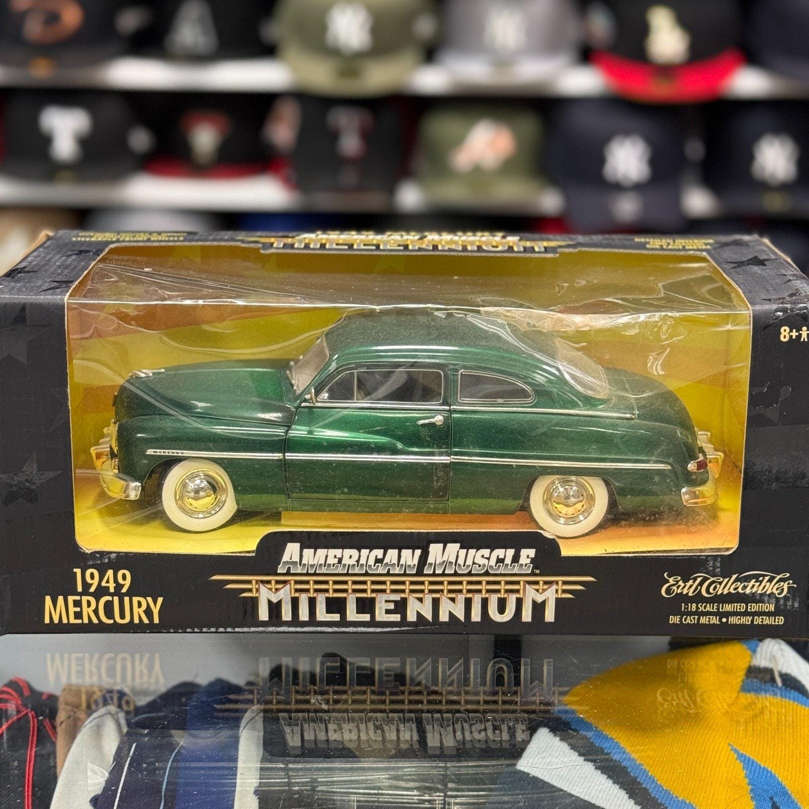 1/18 ERTL アーテル 1949 MERCURY CUPE マーキュリー Ertlアーテル/'49 Mercuryマーキュリー Coupeクーペ 1/18 - メルカリ