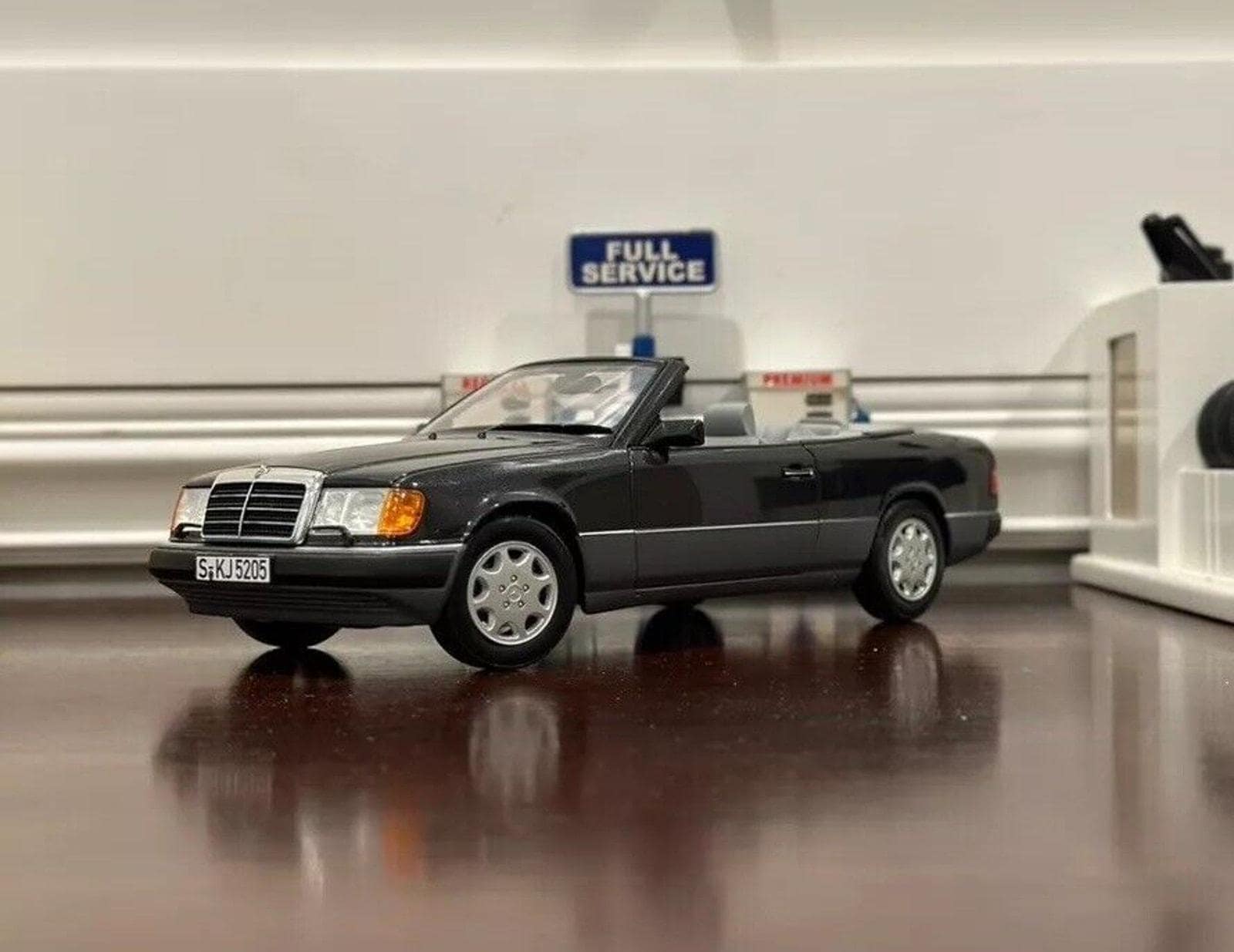 1/18 Mercedes Benz 300CE Cabriolet Dark Blue/gray NOREV | Rare