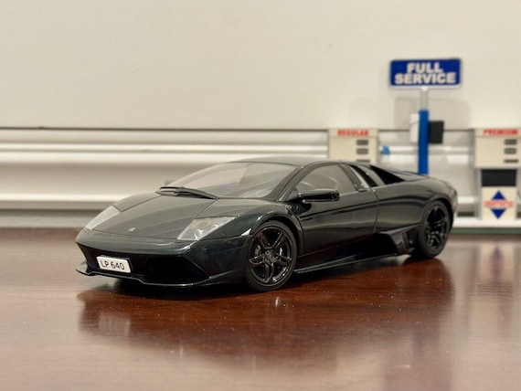 AUTOart ランボルギーニ ムルシエラゴLP-640ロードスター1/18 1/18 ランボルギーニ ムルシエラゴ LP640 AUTOart スケールモデルカー