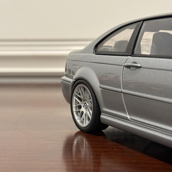 BMW M3 CSL E46 Diecast Model Car: Autoart 1/18 Scale, Steel Grey