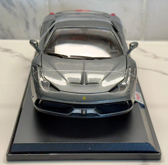 新品 Maisto Ferrari 458 Speciale 希少色 1:18 2024 Maisto Special Edition 1:18 Scale Ferrari 458 Speciale